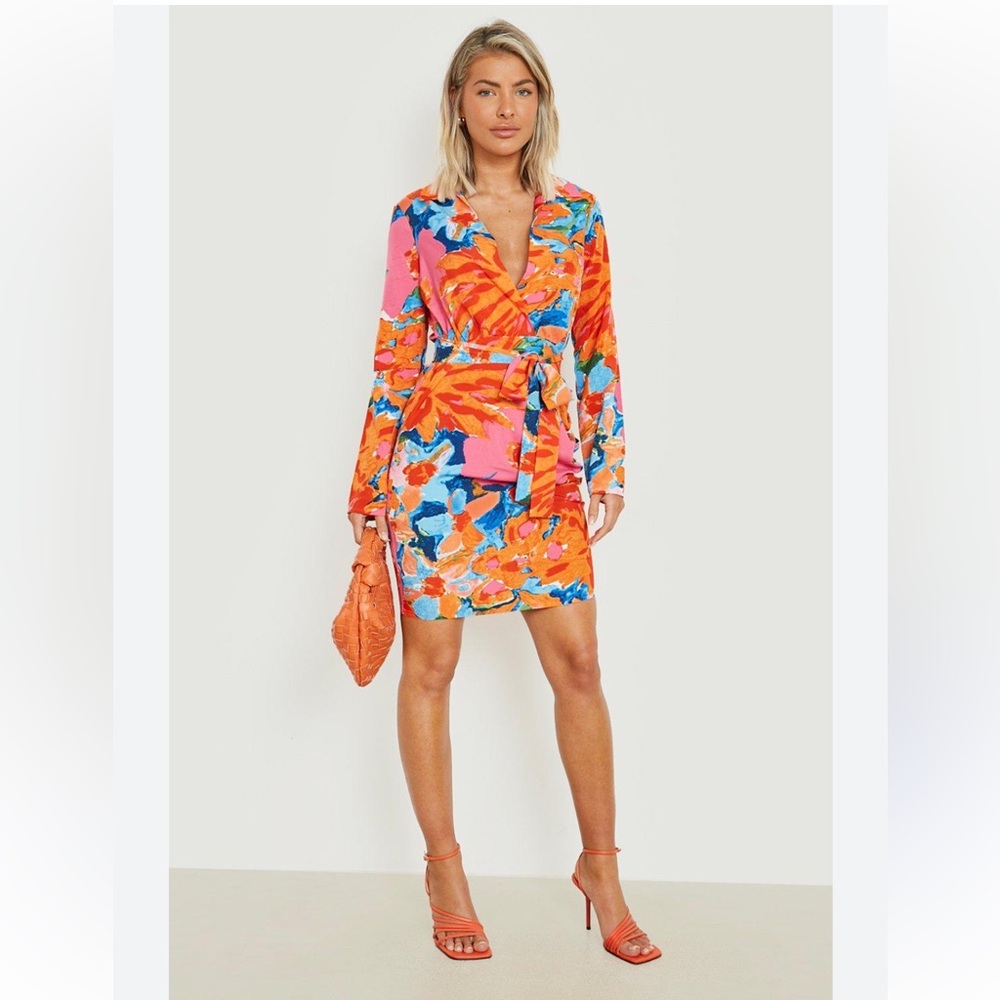 NWT Boohoo Vibrant Floral Wrap Dress